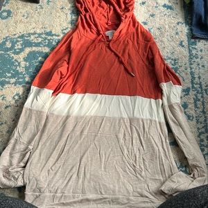 Comfy hooded long sleeve top